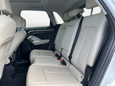 2022 Audi Q3 Premium 40 TFSI quattro Tiptronic