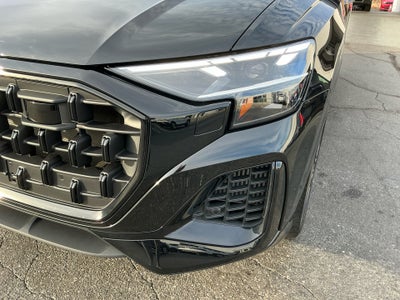 2025 Audi Q8 Premium 55 TFSI quattro