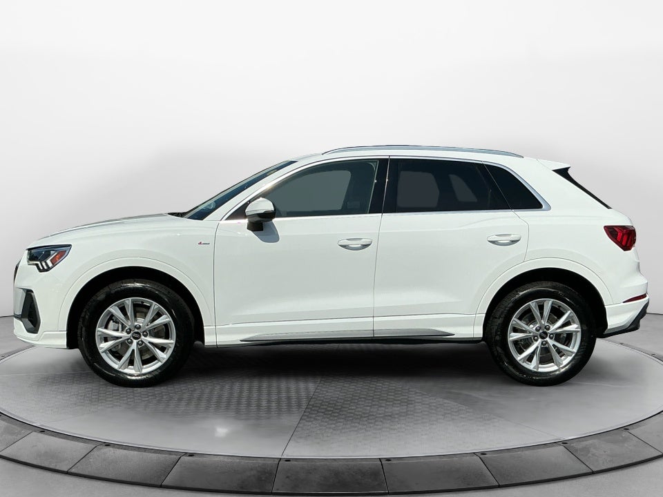 2025 Audi Q3 Premium 45 TFSI S line quattro Tiptronic