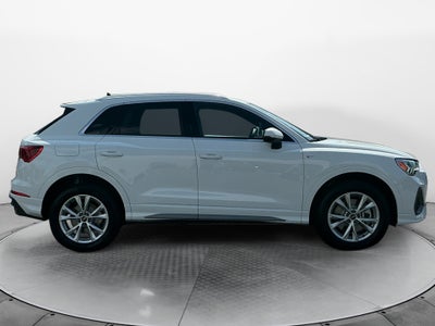 2025 Audi Q3 Premium 45 TFSI S line quattro Tiptronic