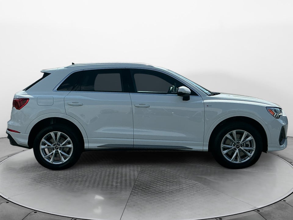 2025 Audi Q3 Premium 45 TFSI S line quattro Tiptronic