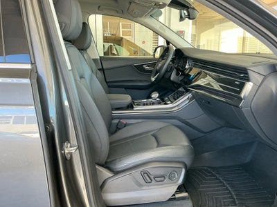 2022 Audi Q7 Premium Plus 55 TFSI quattro Tiptronic