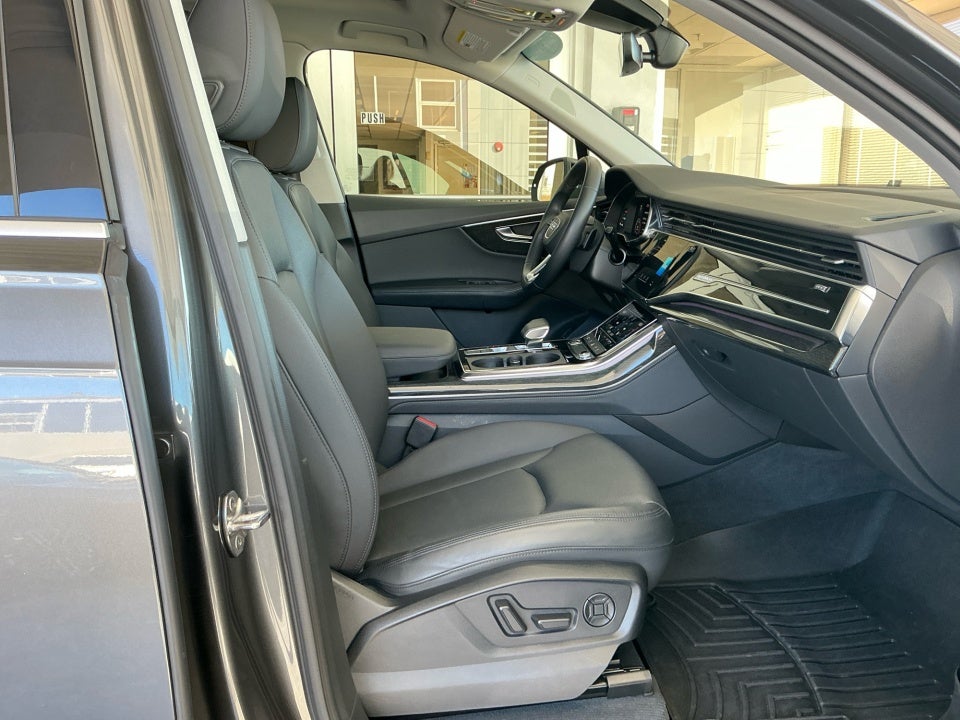 2022 Audi Q7 Premium Plus 55 TFSI quattro Tiptronic