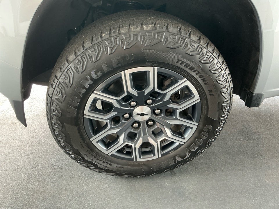 2023 Chevrolet Colorado 4WD Crew Cab Short Box Z71