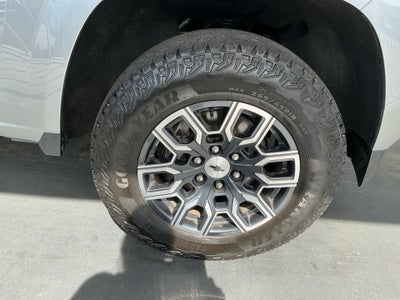 2023 Chevrolet Colorado 4WD Crew Cab Short Box Z71