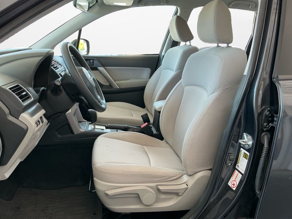 2016 Subaru Forester 2.5i