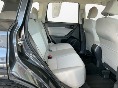 2016 Subaru Forester 2.5i