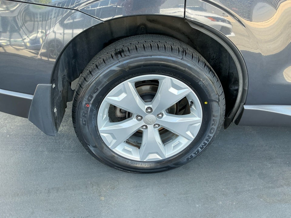 2016 Subaru Forester 2.5i