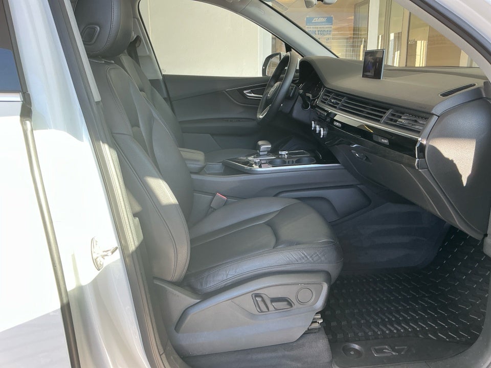 2017 Audi Q7 3.0T Premium
