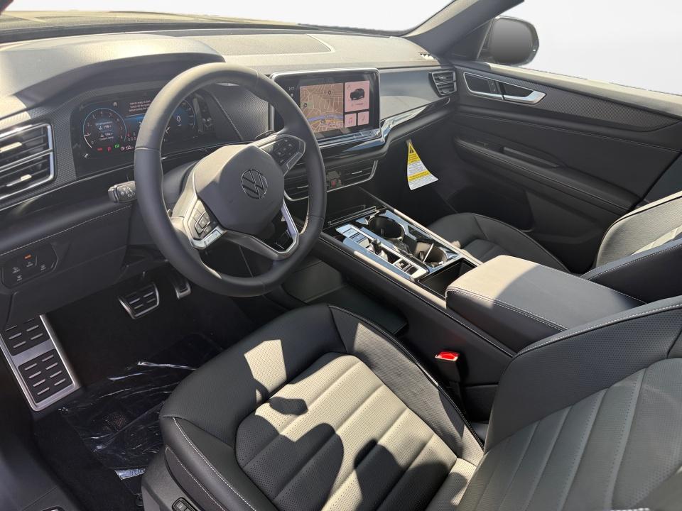 2026 Volkswagen Atlas Cross Sport 2.0T SEL R-Line Black
