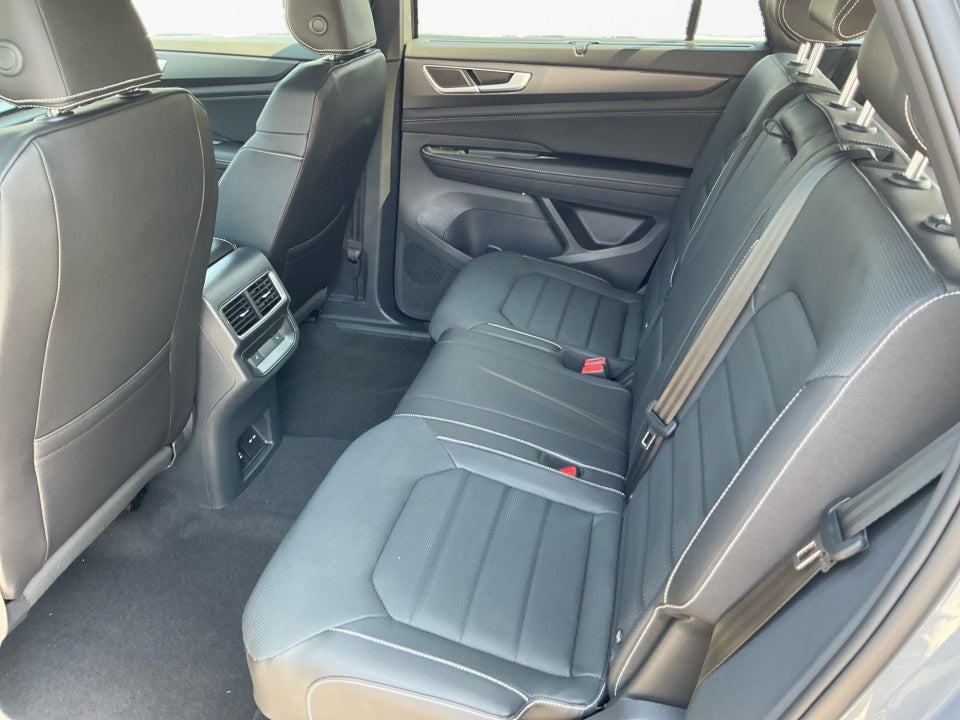 2026 Volkswagen Atlas Cross Sport SEL