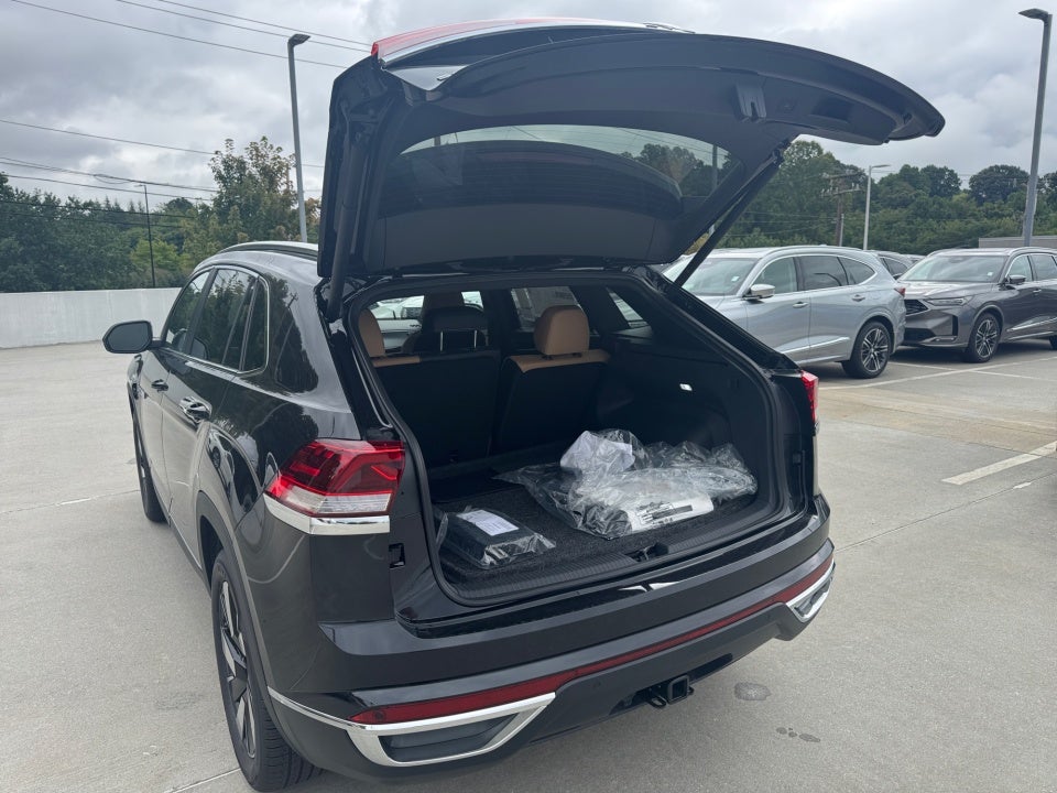2026 Volkswagen Atlas Cross Sport 2.0T SEL