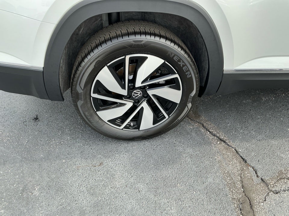 2026 Volkswagen Atlas SEL