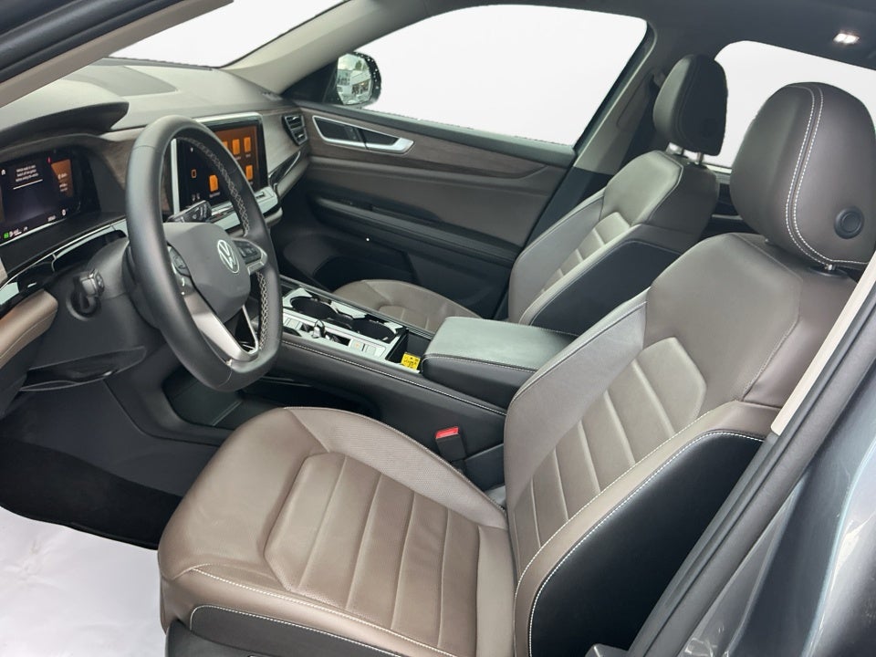 2024 Volkswagen Atlas 2.0T SEL