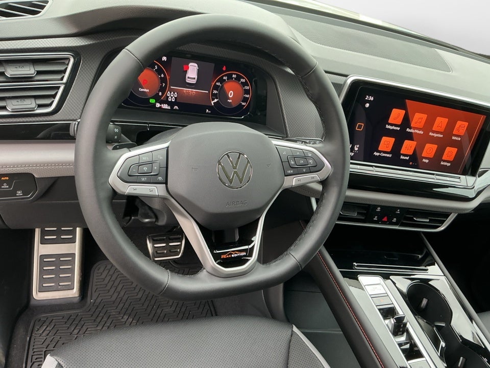 2026 Volkswagen Atlas Peak Edition