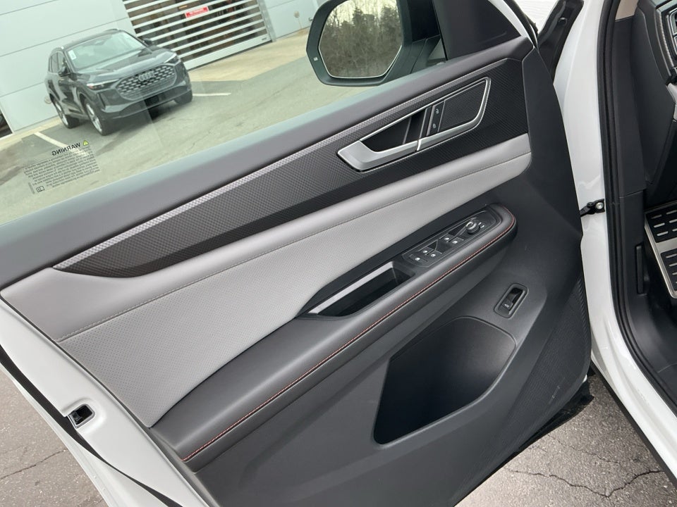 2026 Volkswagen Atlas Peak Edition