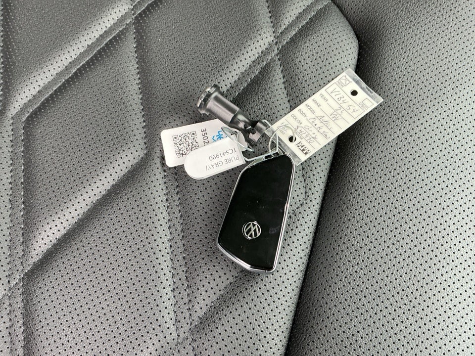 2026 Volkswagen Atlas Peak Edition