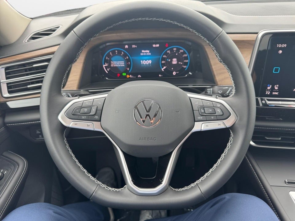2026 Volkswagen Atlas 2.0T SE