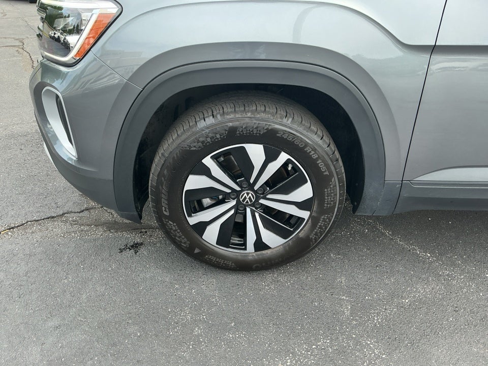 2025 Volkswagen Atlas 2.0T SE