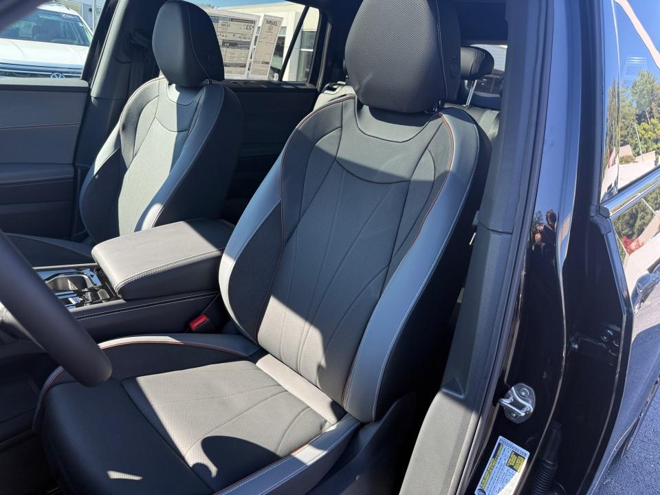 2027 Volkswagen Atlas SEL Premium R-Line