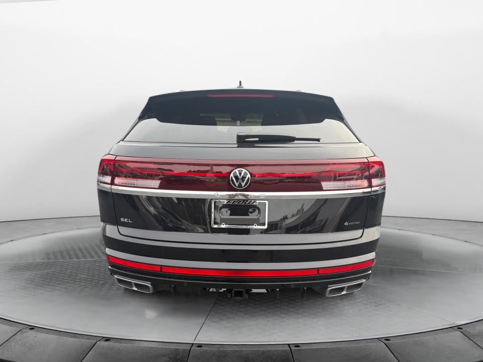 2026 Volkswagen Atlas Cross Sport 2.0T SEL Premium R-Line
