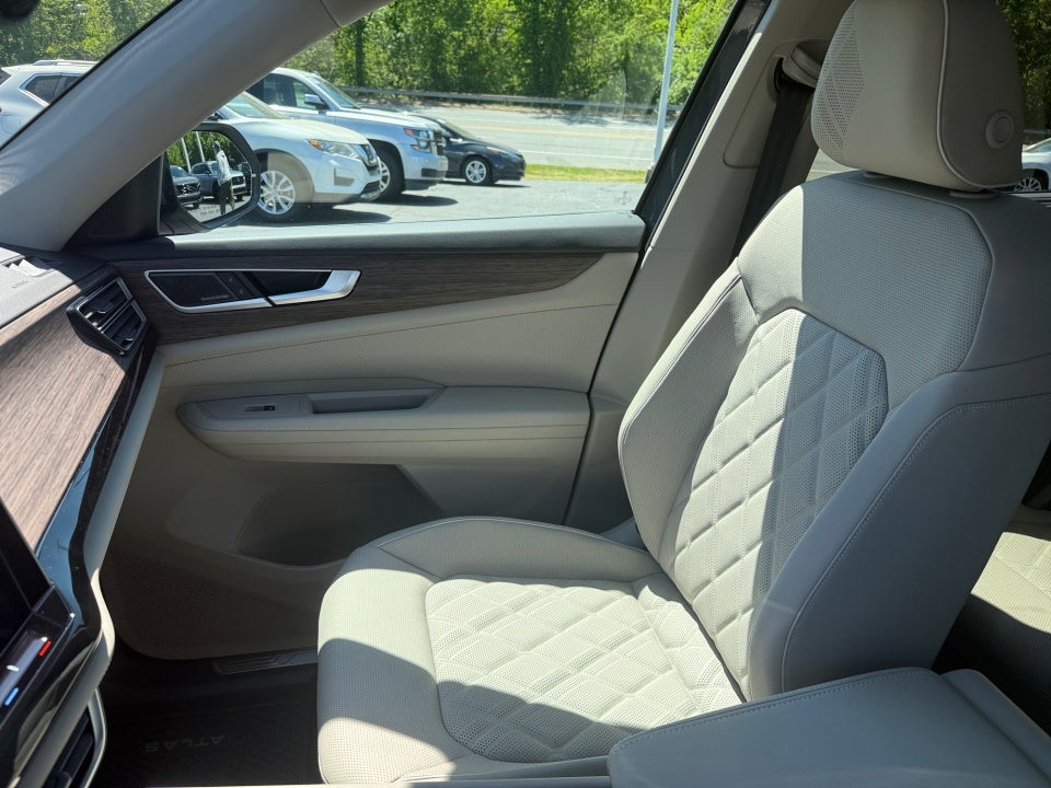 2026 Volkswagen Atlas SEL Premium R-Line
