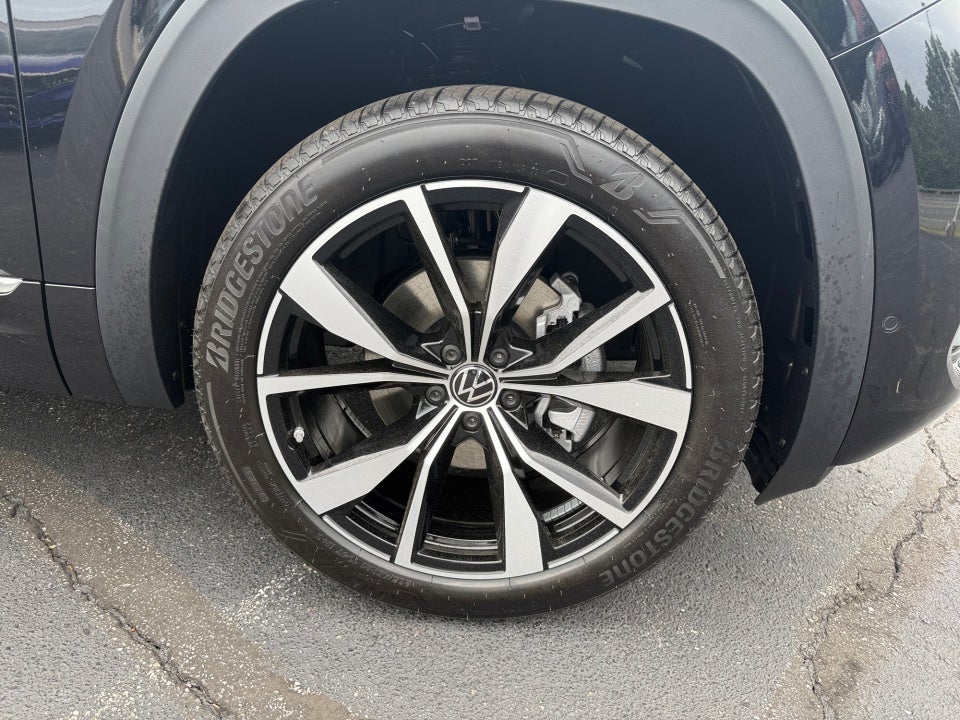 2026 Volkswagen Atlas SEL Premium R-Line