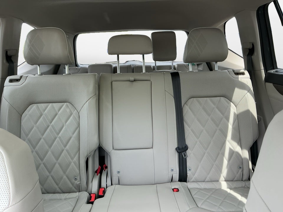 2026 Volkswagen Atlas SEL Premium R-Line