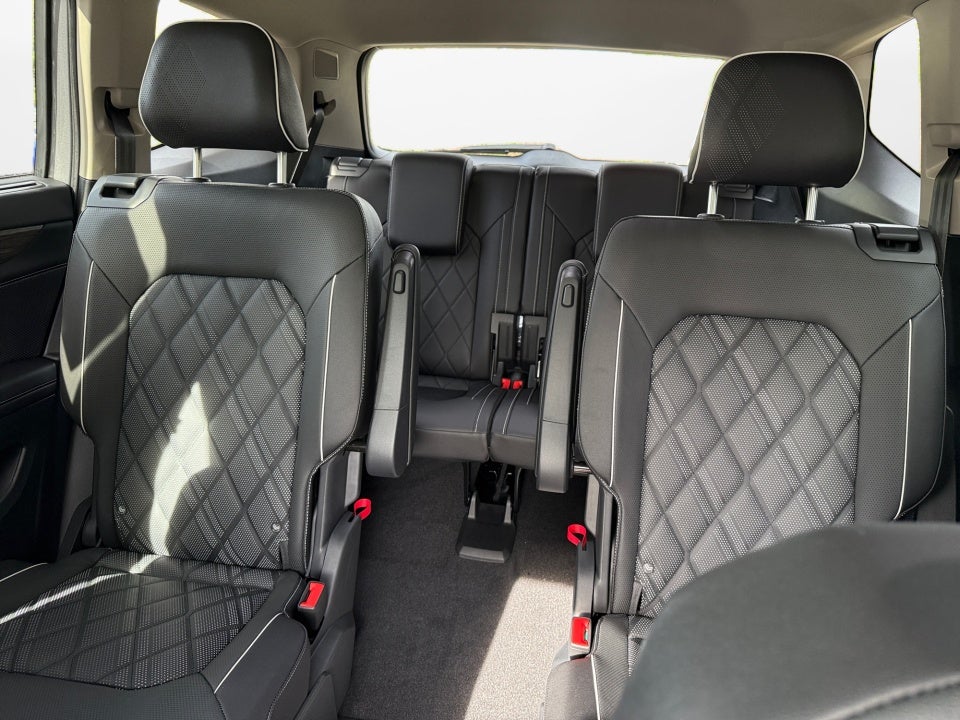 2026 Volkswagen Atlas SEL Premium R-Line