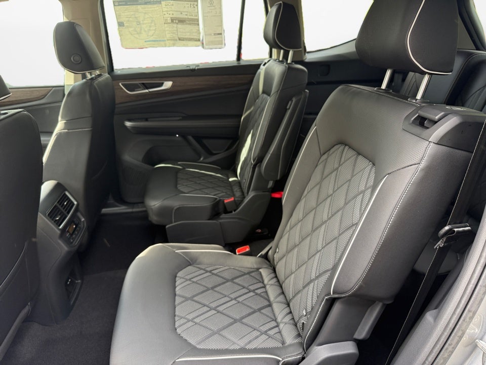 2026 Volkswagen Atlas SEL Premium R-Line
