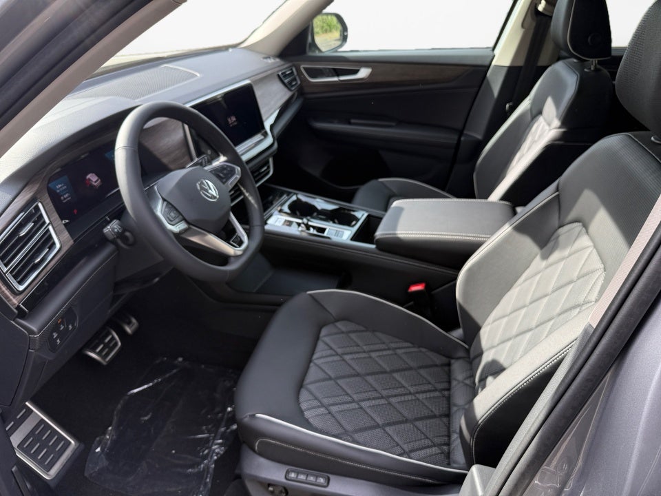 2026 Volkswagen Atlas SEL Premium R-Line