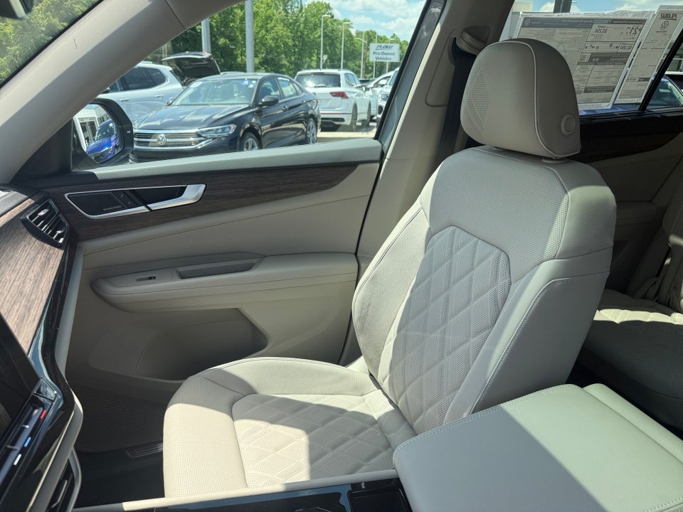2026 Volkswagen Atlas SEL Premium R-Line