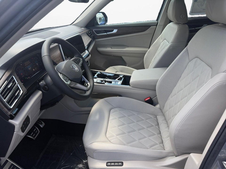 2026 Volkswagen Atlas SEL Premium R-Line