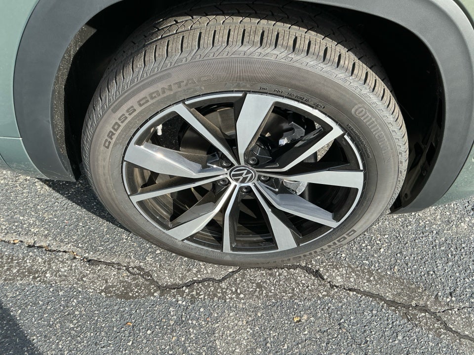 2026 Volkswagen Atlas SEL Premium R-Line