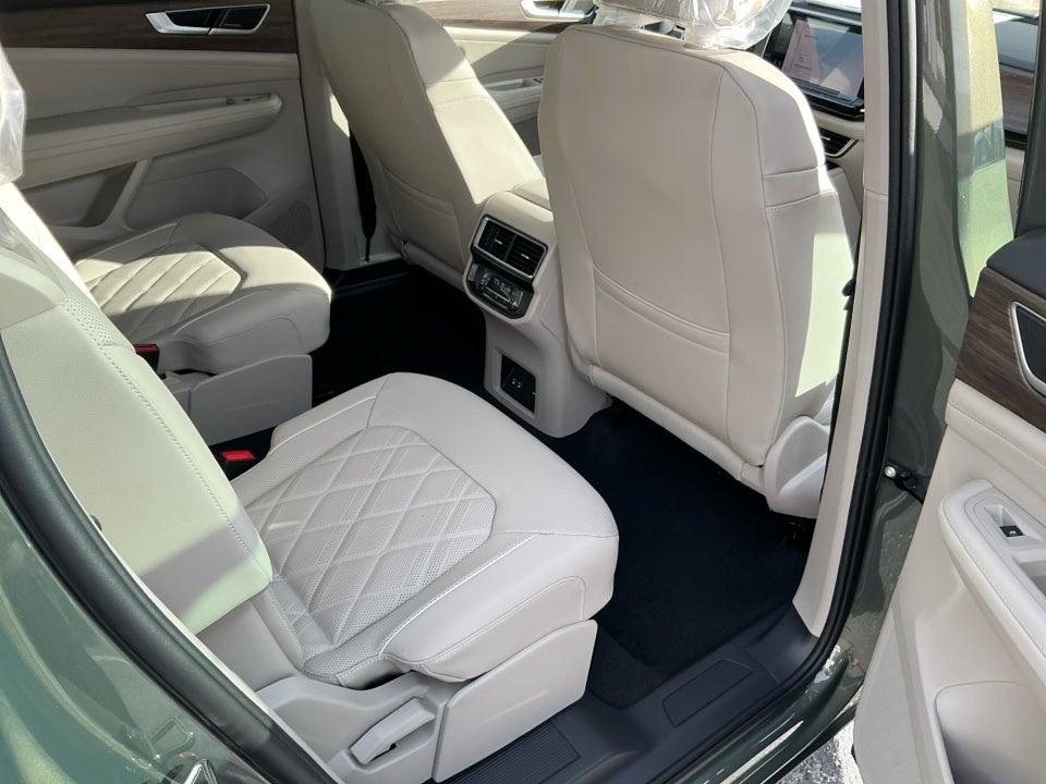 2026 Volkswagen Atlas SEL Premium R-Line