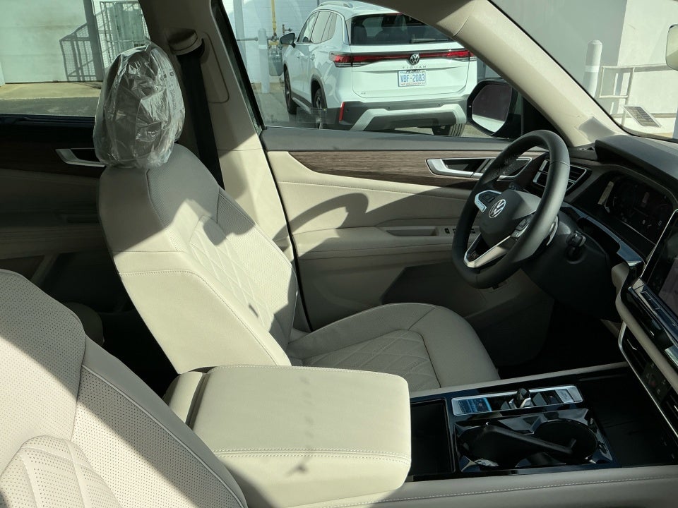 2026 Volkswagen Atlas SEL Premium R-Line