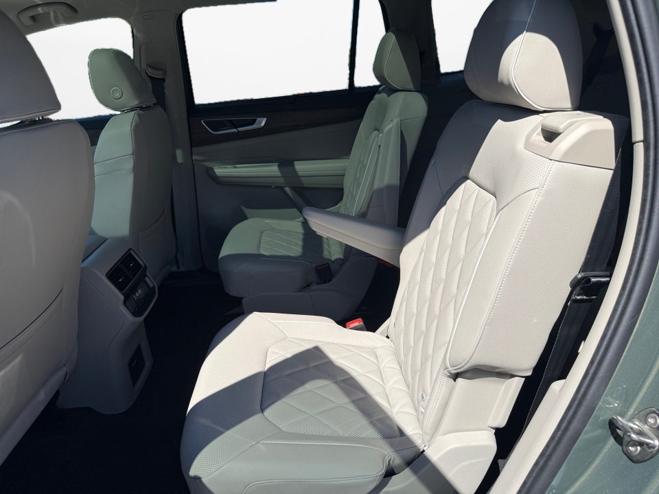 2026 Volkswagen Atlas SEL Premium R-Line