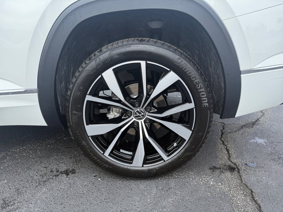 2026 Volkswagen Atlas SEL Premium R-Line
