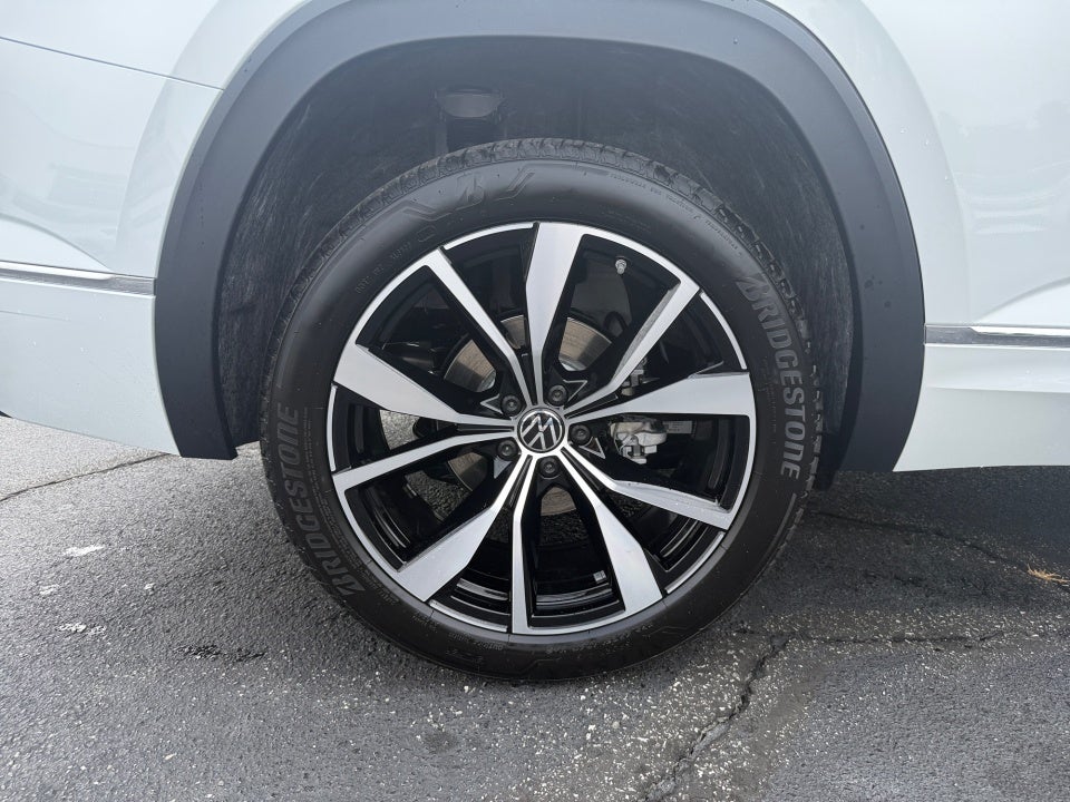 2026 Volkswagen Atlas SEL Premium R-Line