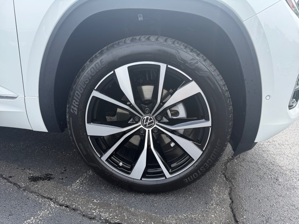 2026 Volkswagen Atlas SEL Premium R-Line