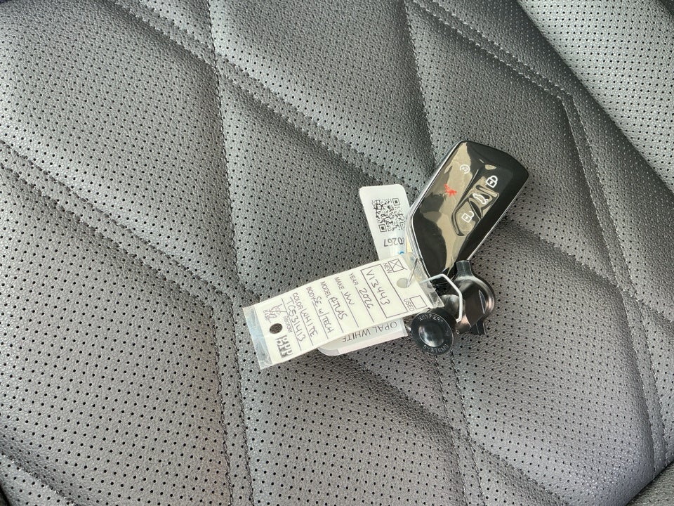 2026 Volkswagen Atlas SE with Technology