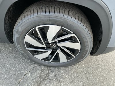 2026 Volkswagen Atlas SE with Technology