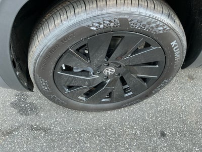 2026 Volkswagen Atlas Cross Sport SE with Technology