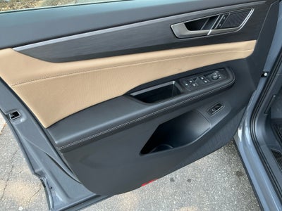 2026 Volkswagen Atlas Cross Sport SE with Technology