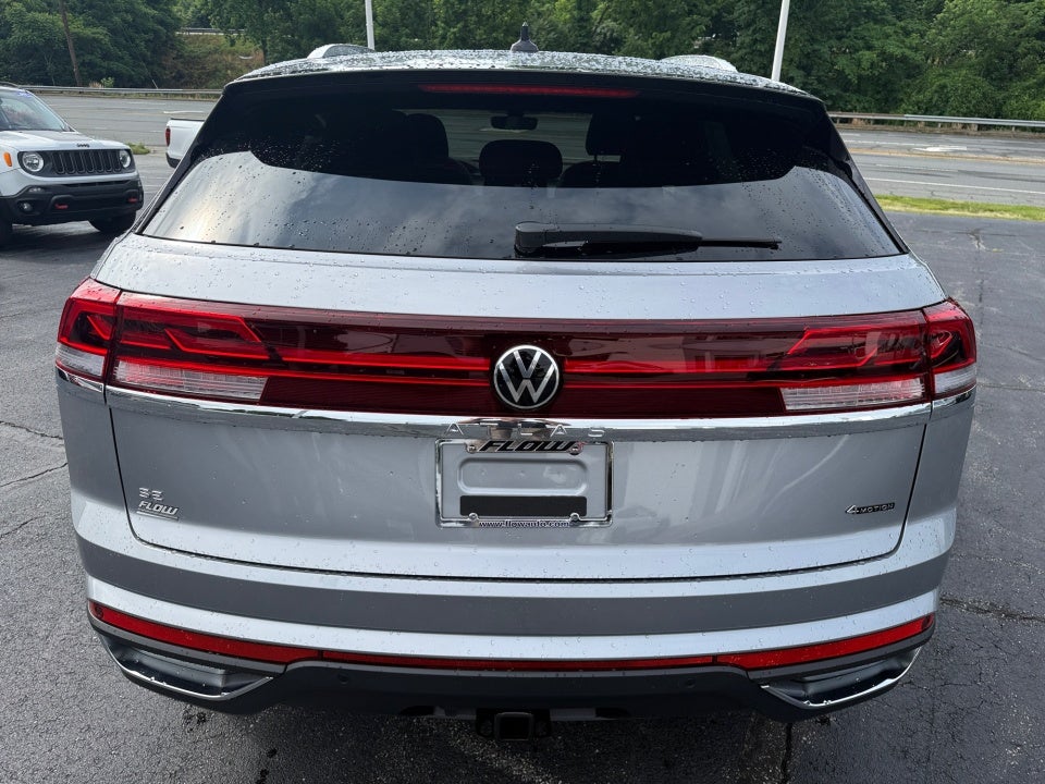 2026 Volkswagen Atlas Cross Sport SE with Technology