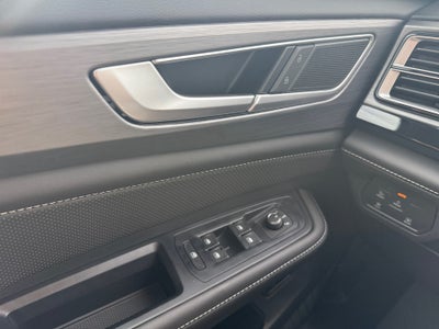 2026 Volkswagen Atlas Cross Sport SE with Technology