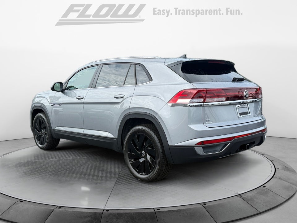 2026 Volkswagen Atlas Cross Sport SE with Technology