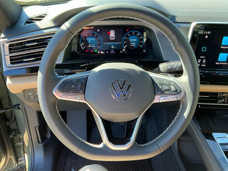 2026 Volkswagen Atlas Cross Sport 2.0T SE w/Technology