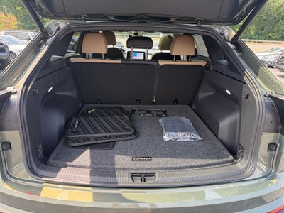 2026 Volkswagen Atlas Cross Sport SE with Technology