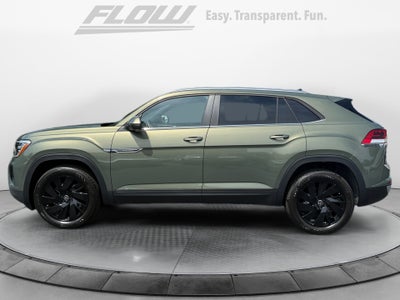 2026 Volkswagen Atlas Cross Sport SE with Technology